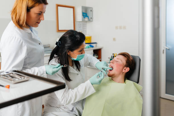 Best Emergency Tooth Extraction in Haven, KS